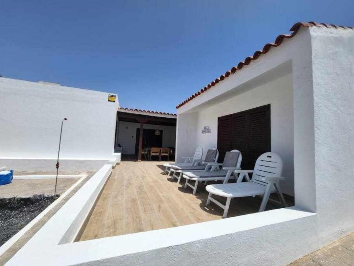 Villa Salada On The Ocean Shore Caleta De Fuste Exterior photo